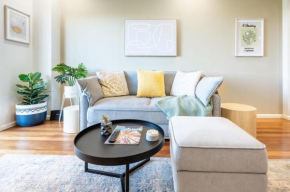 Light Resort Style Haven in Darling Harbour Sydney